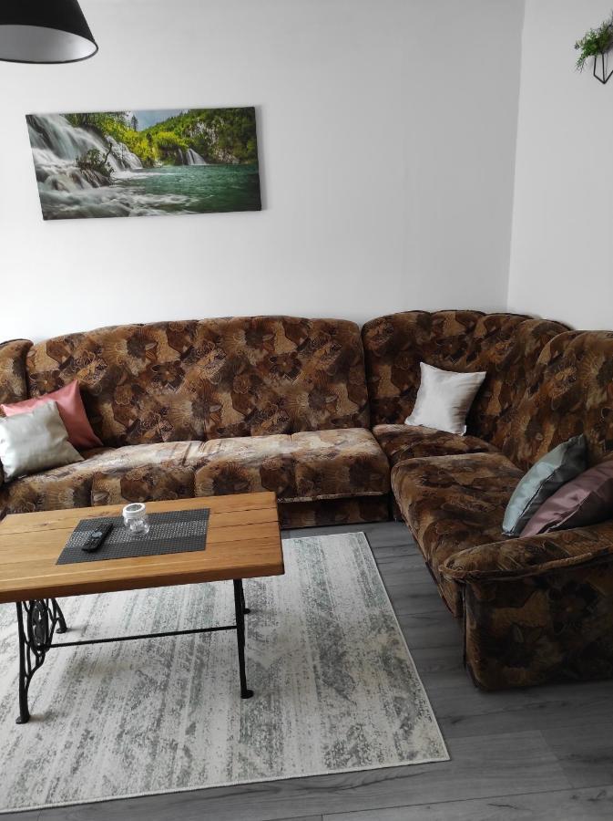 Apartman Domi Szluin Kültér fotó